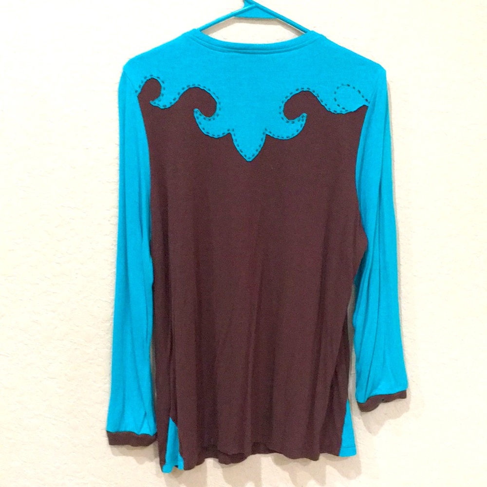Western Blouse - Picture 2 of 3